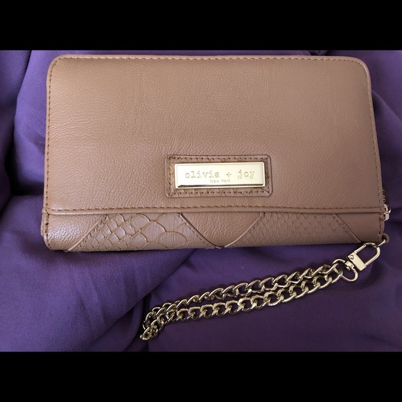 Olivia + joy wallet/wristlet - Picture 2 of 5